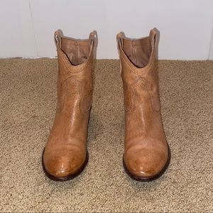 Frye Carson Booties